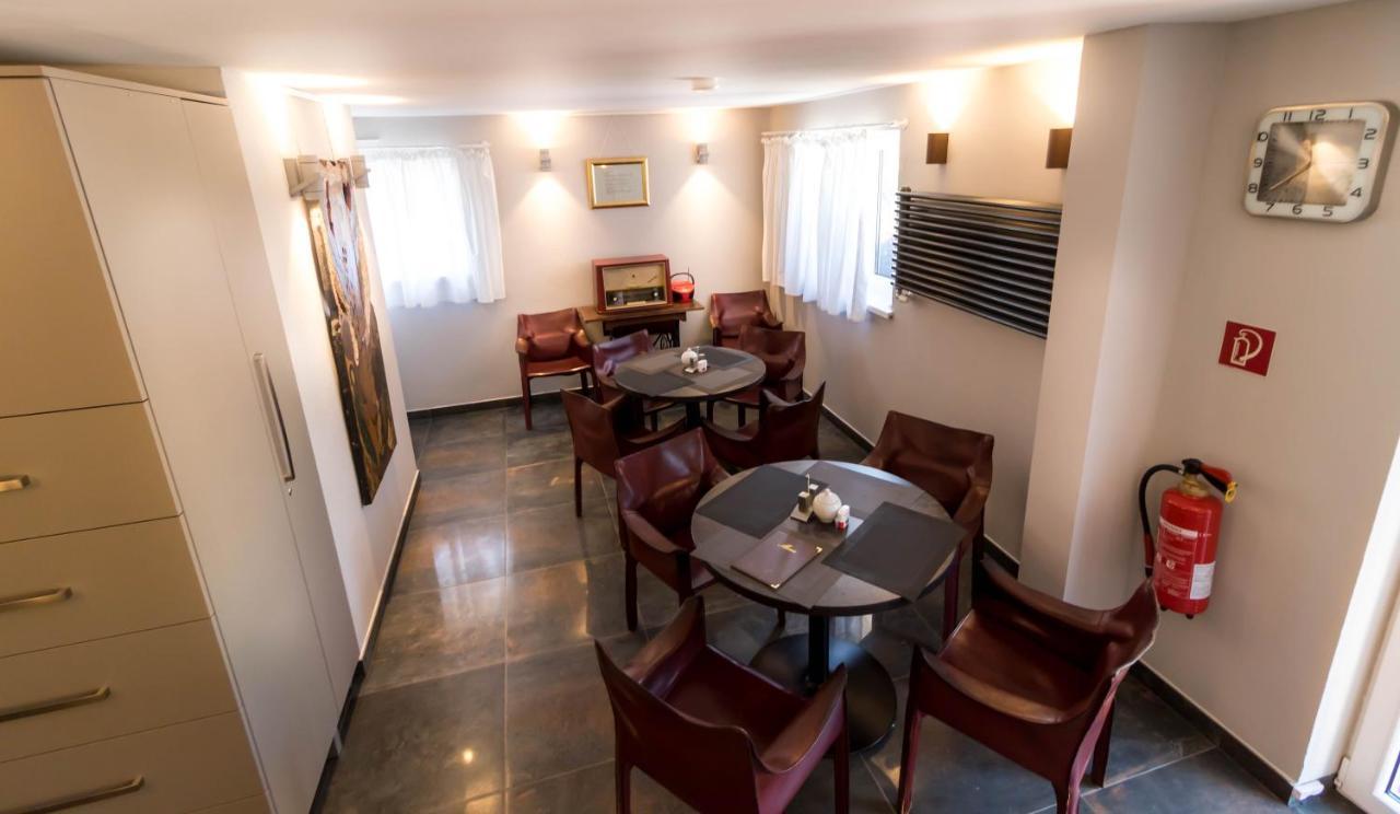 Bnb Comfort Guesthouse Olten - Lostorf Zewnętrze zdjęcie