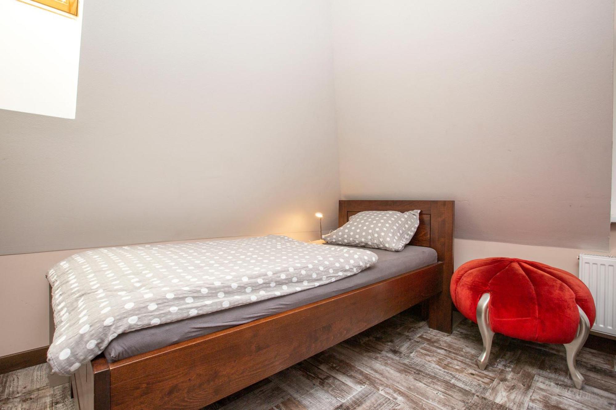 Bnb Comfort Guesthouse Olten - Lostorf Zewnętrze zdjęcie